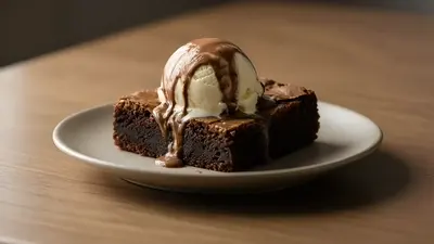 Brownie & ice cream